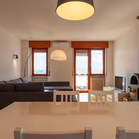 Attico Panoramico In Centro - Civetta Apartamento Belluno