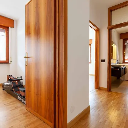 Apartamento Attico Panoramico In Centro - Civetta *
