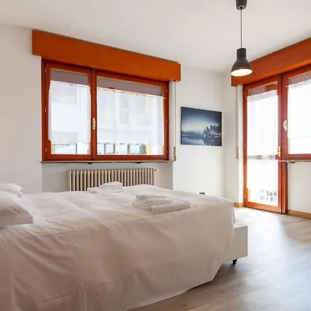 Apartamento Attico Panoramico In Centro - Civetta *